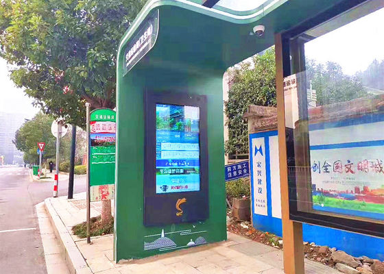 중국 디지털 방식으로 큰 옥외 표지판는 버스 정류소 광고를 위한 1920*1080 해결책을 표시합니다 협력 업체